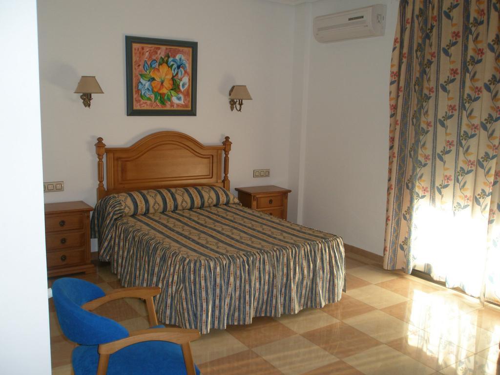 Hostal Los Rosales Alcaraz Room photo